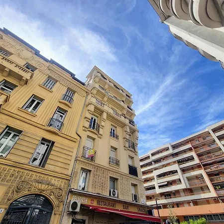 Valery Close To Prom Des Ideal For 2 Ac Nice