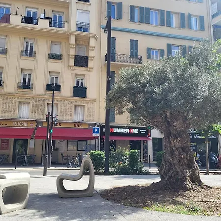 Valery Close To Prom Des Ideal For 2 Ac Apartamento *